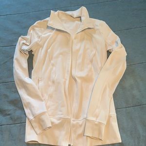 White women’s lululemon jacket.